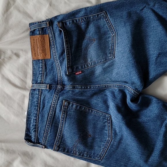 Levi's premium wedgie Icon fit jeans - Picture 3 of 11